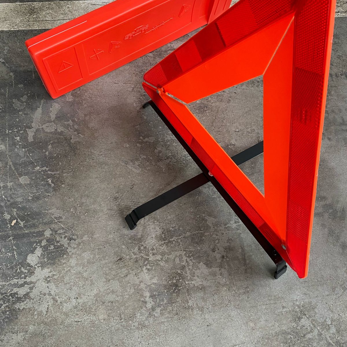 Վթարային կանգառի նշան DYLLU DTYJ3A43 430մմ