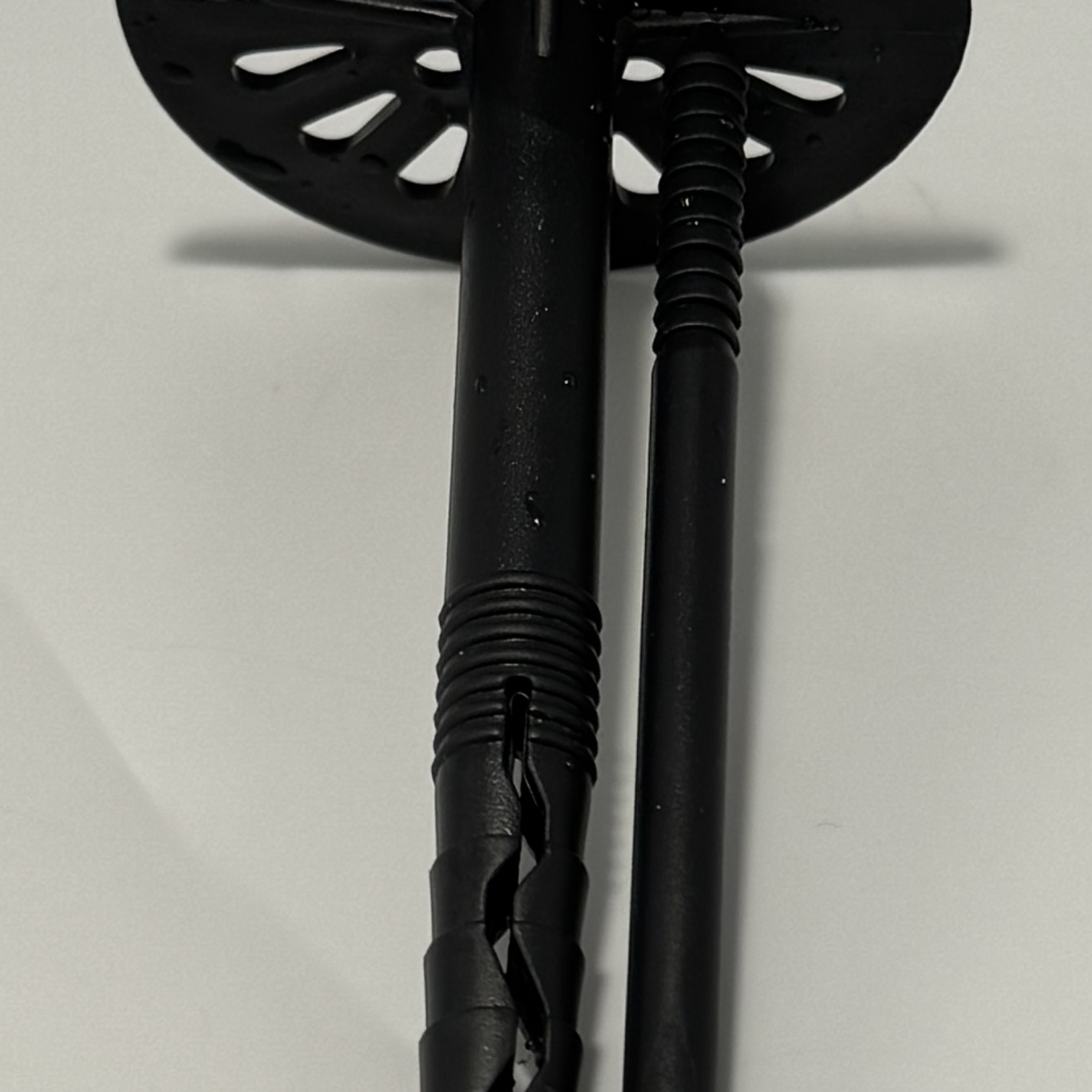 Սնկաձև ամրացուցիչ(դյուբել) պլաստիկ մեխով 10 սմ  Total 21660